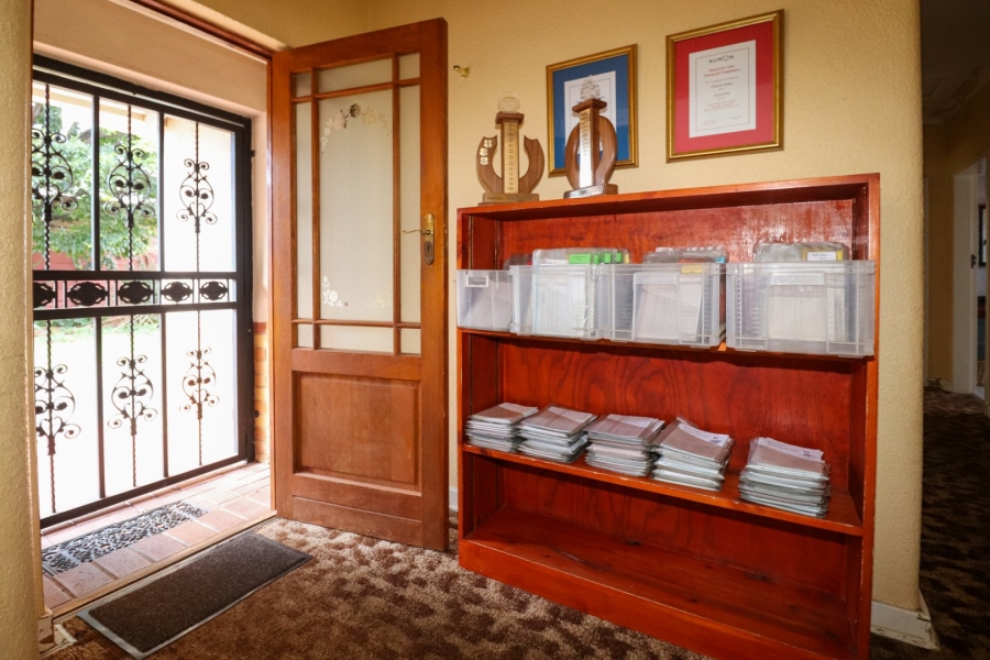 Commercial Property for Sale in Adamayview North West